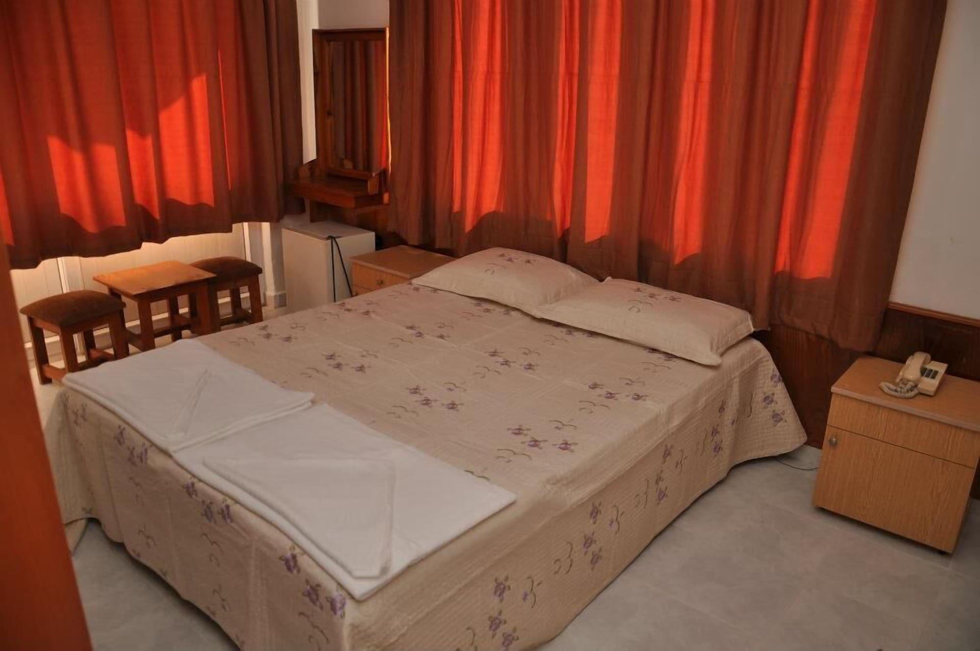 Kleopatra Beach Yildiz Hotel อลันยา ภายนอก รูปภาพ