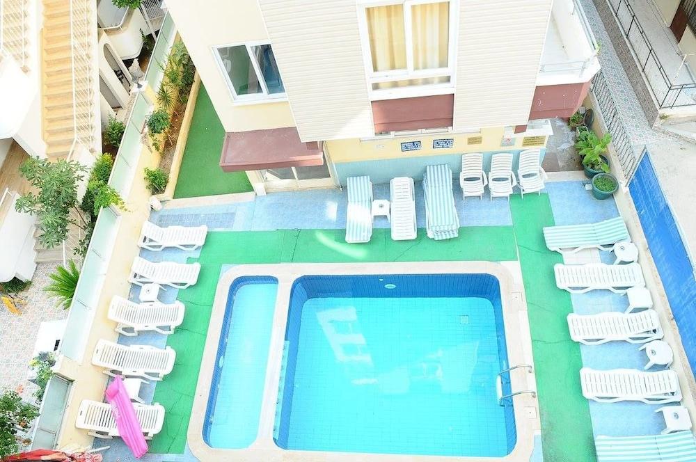 Kleopatra Beach Yildiz Hotel อลันยา ภายนอก รูปภาพ