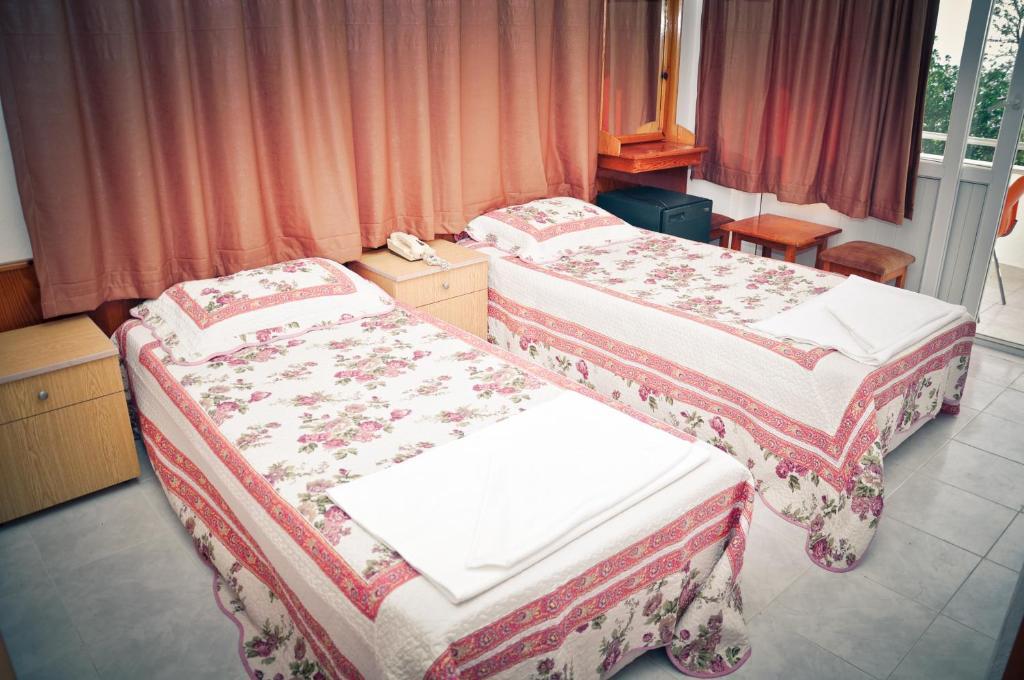 Kleopatra Beach Yildiz Hotel อลันยา ภายนอก รูปภาพ