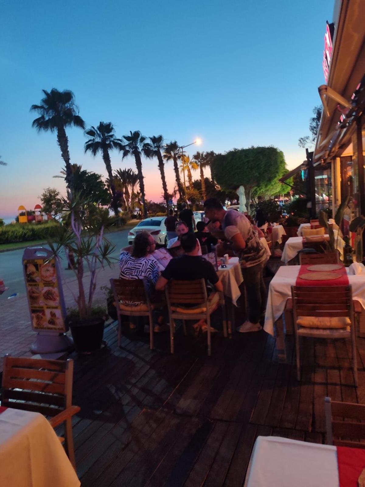 Kleopatra Beach Yildiz Hotel อลันยา ภายนอก รูปภาพ