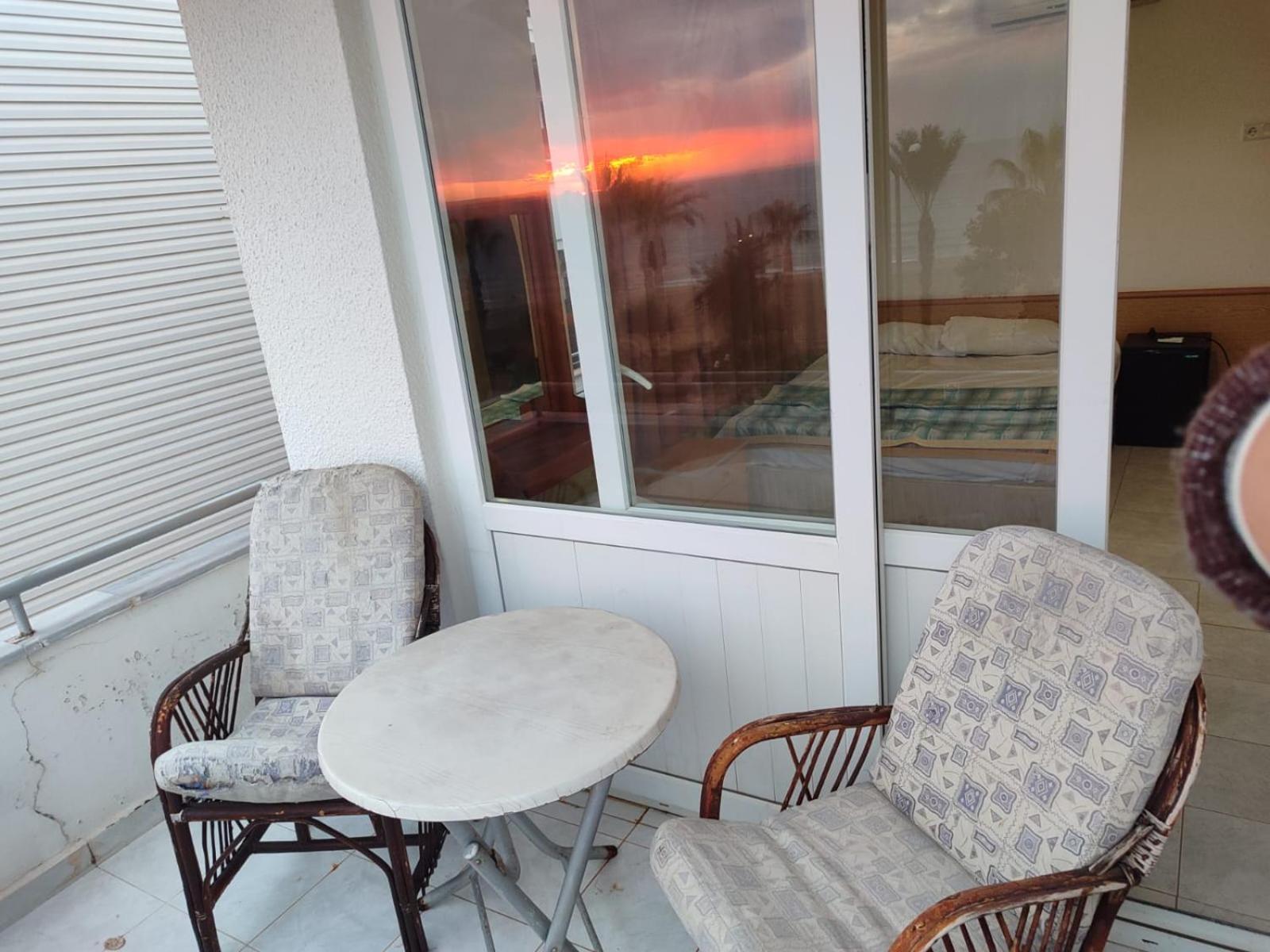 Kleopatra Beach Yildiz Hotel อลันยา ภายนอก รูปภาพ