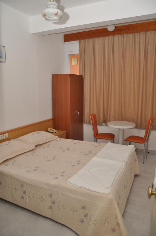 Kleopatra Beach Yildiz Hotel อลันยา ภายนอก รูปภาพ